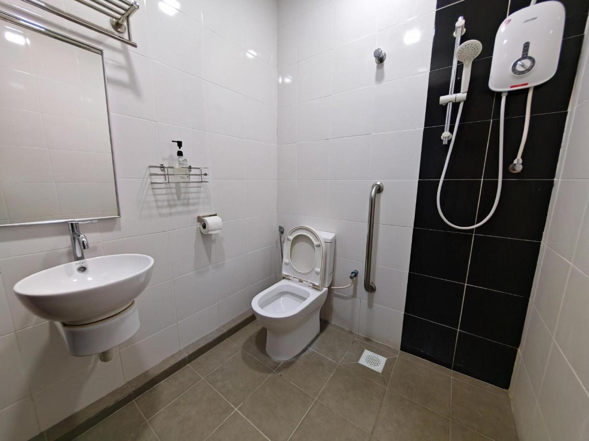 Citrine Hotel Seri Iskandar Zewnętrze zdjęcie