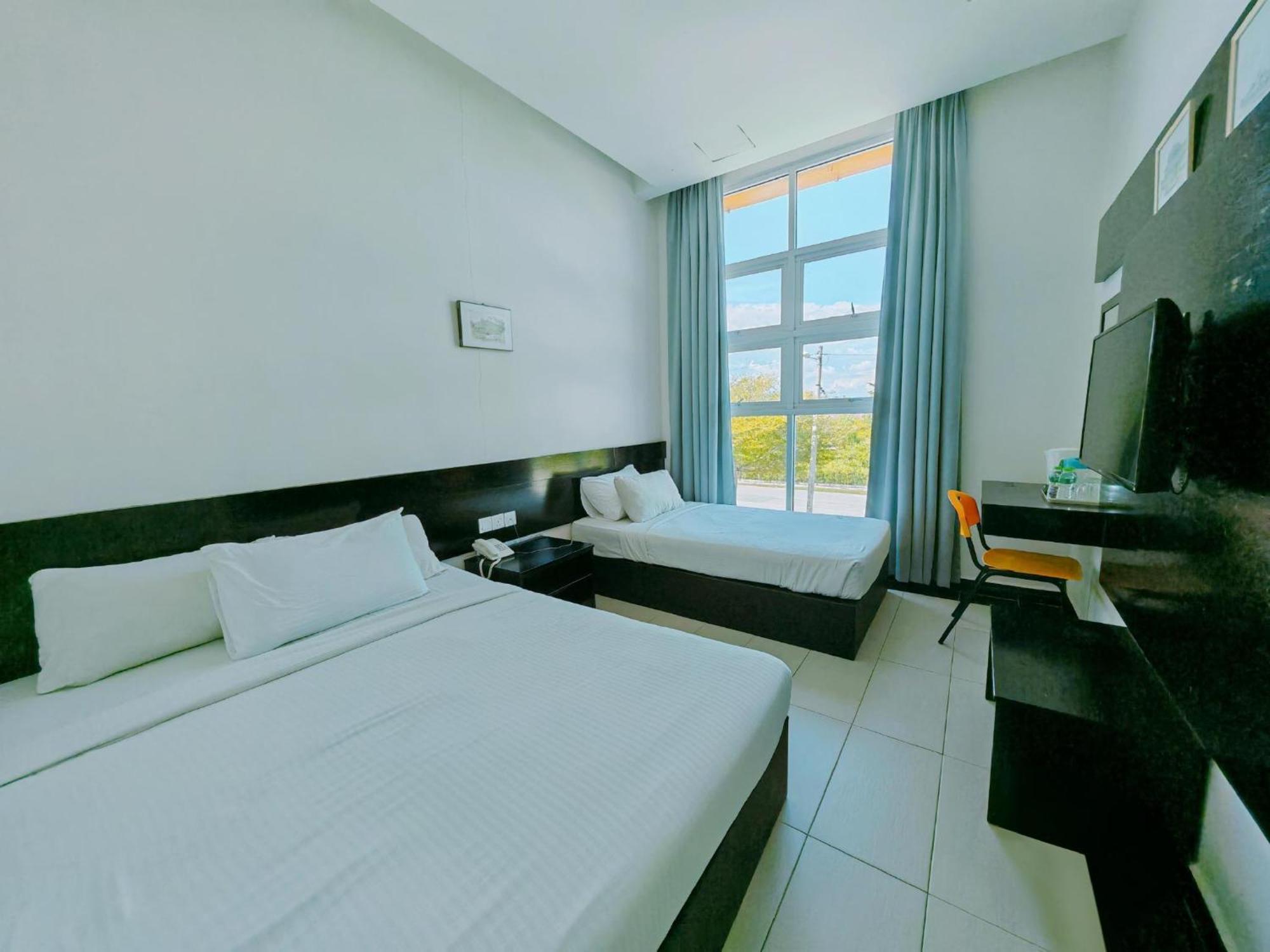 Citrine Hotel Seri Iskandar Zewnętrze zdjęcie
