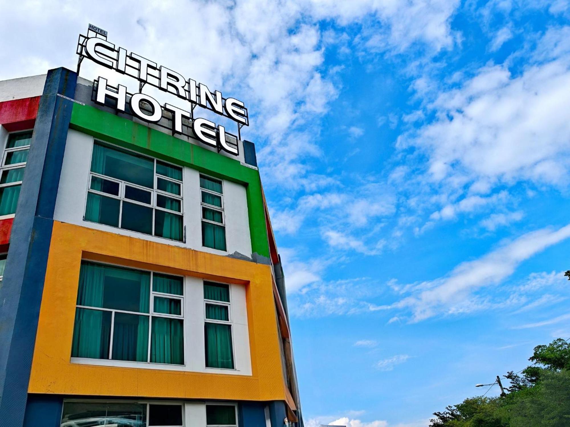 Citrine Hotel Seri Iskandar Zewnętrze zdjęcie